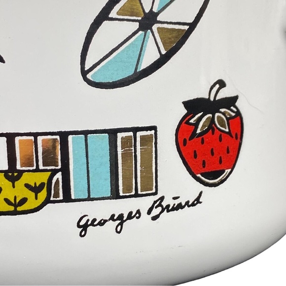 Vintage 1960’s Enamel 2 Quart Stock Pot with Fruit Pattern - Picture 7 of 9